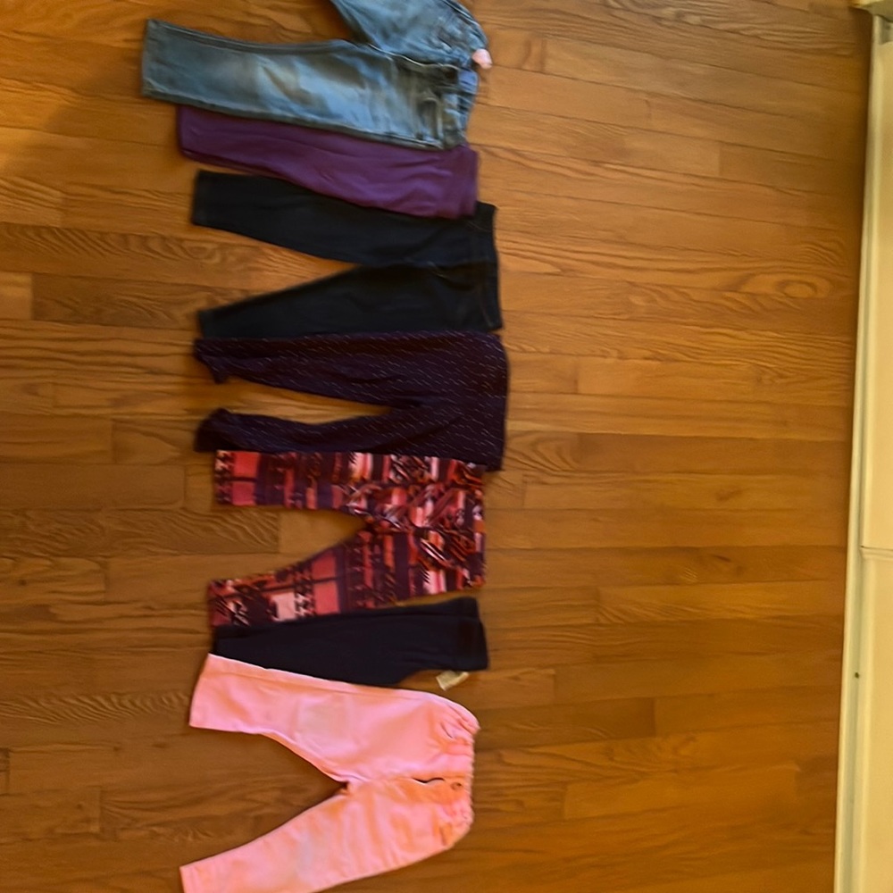 7 pairs of 2T pants! Dress your sweet little one for Fall.